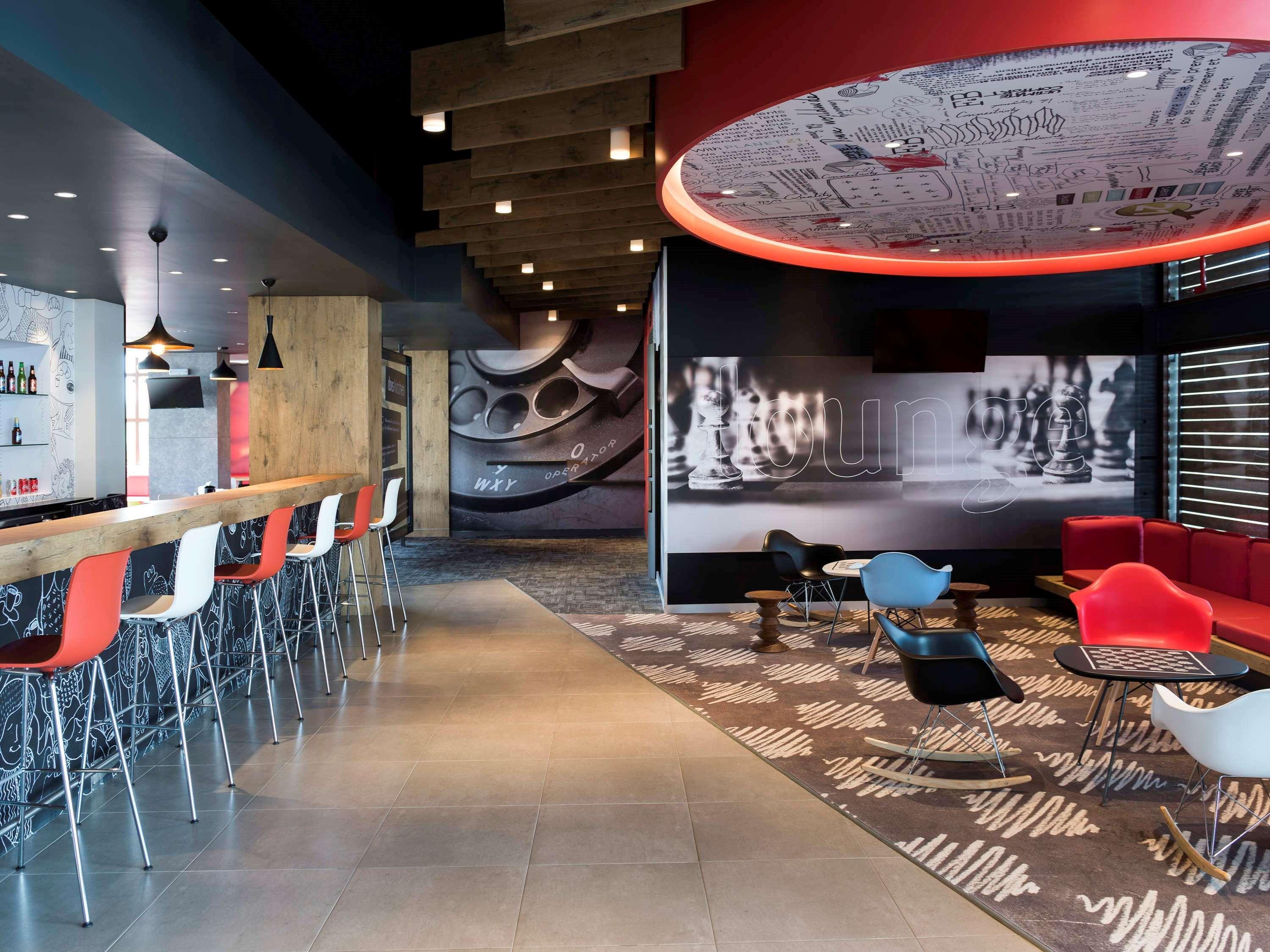 Ibis Irapuato酒店 外观 照片