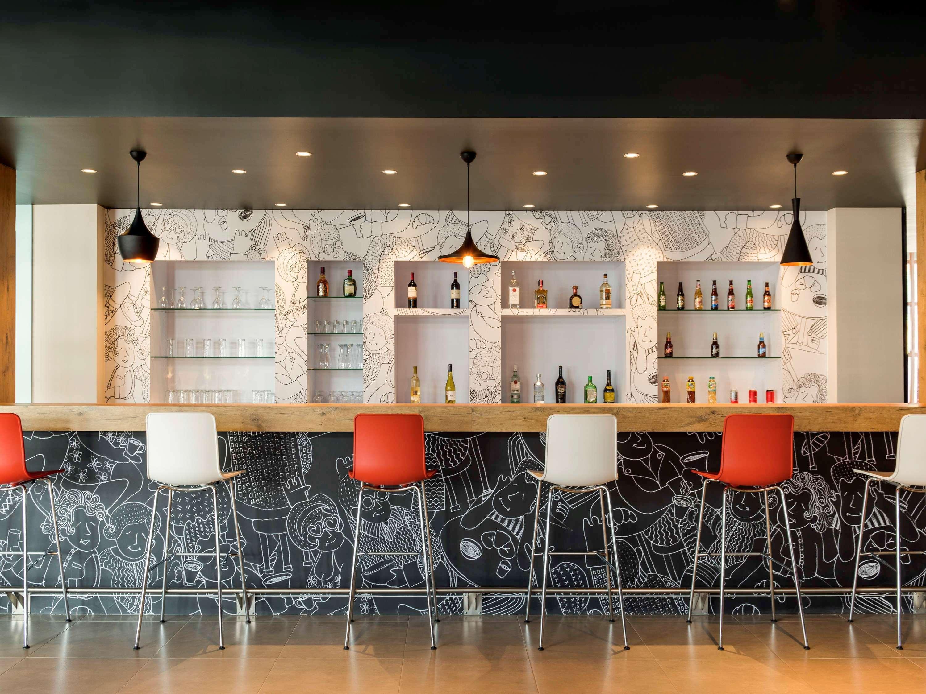Ibis Irapuato酒店 外观 照片