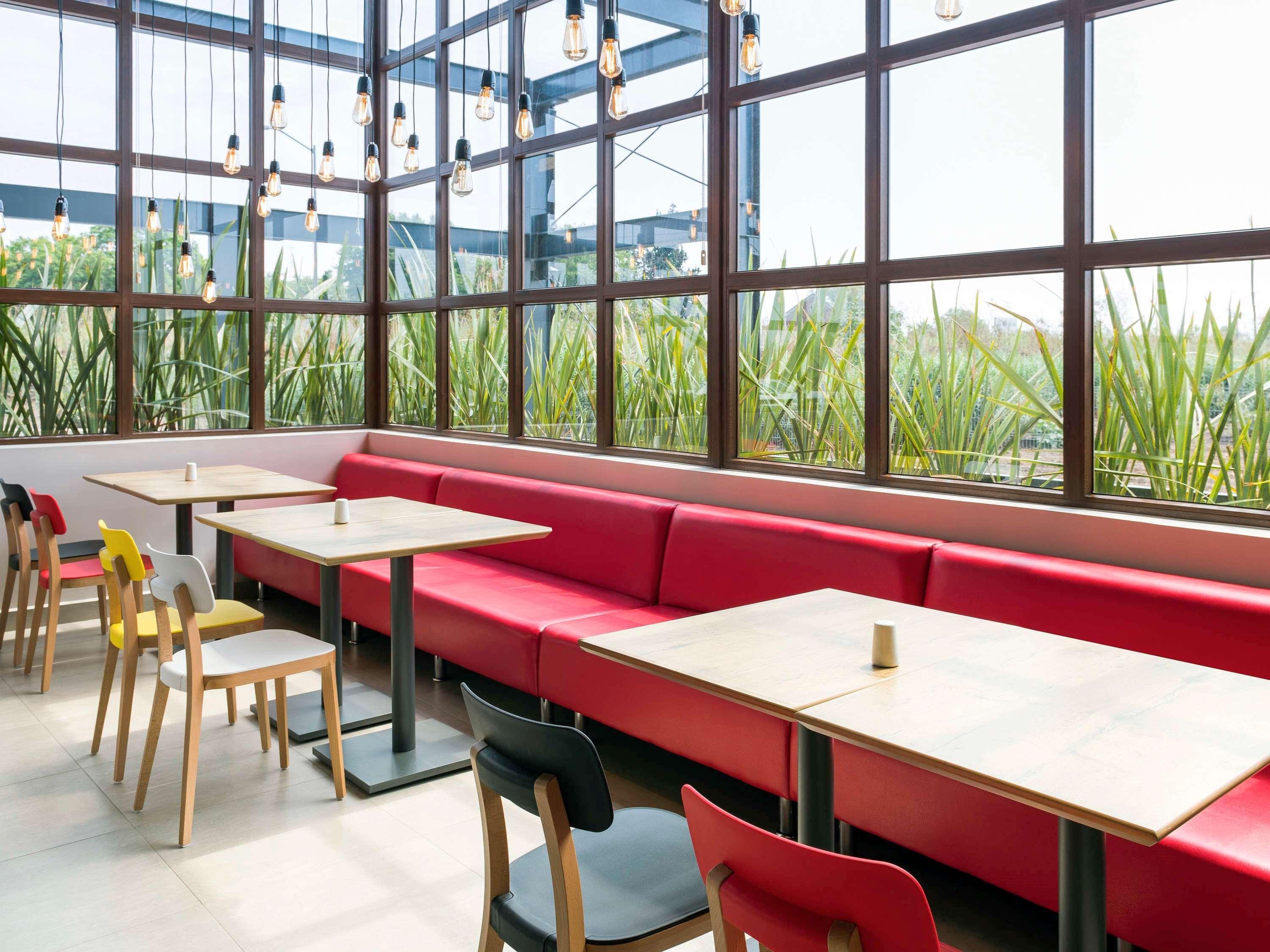 Ibis Irapuato酒店 外观 照片