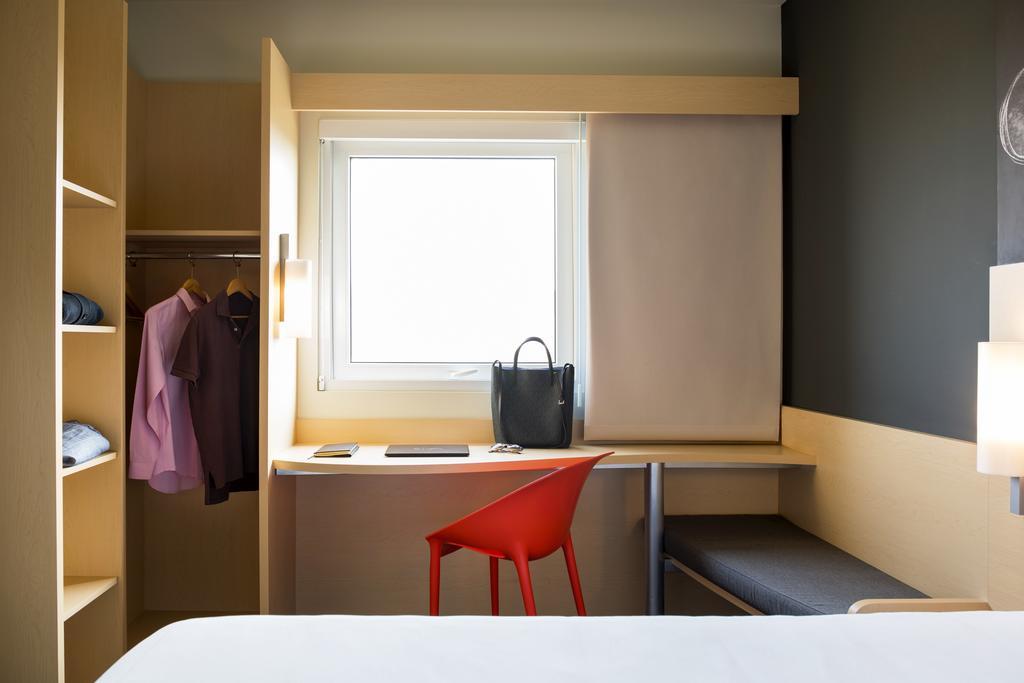 Ibis Irapuato酒店 外观 照片