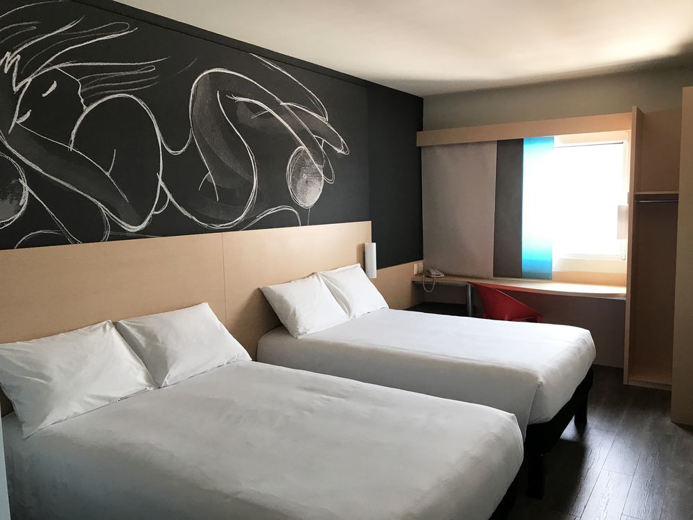 Ibis Irapuato酒店 外观 照片